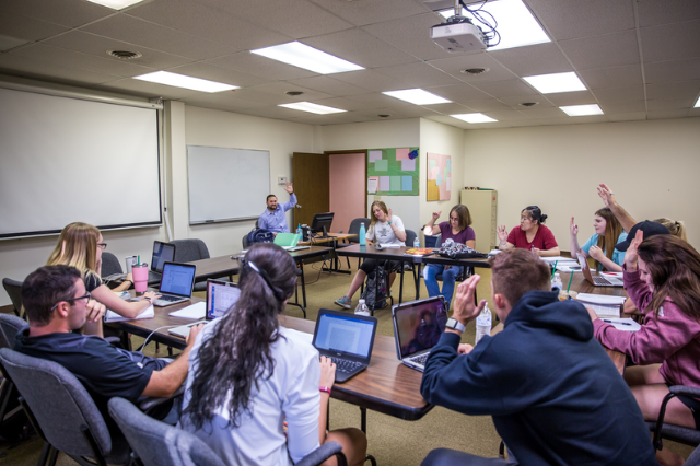 Dr. Leathers teaching a class