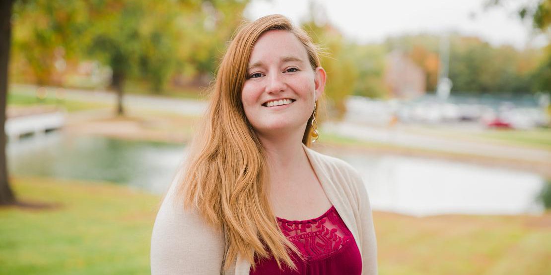 Headshot of Raechel Lindbloom