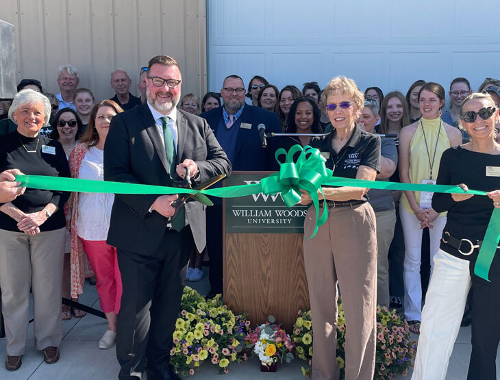 Center for Equine Medicine ribbon-cutting William Woods University