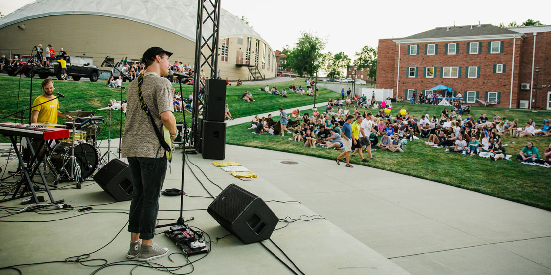 band playing on campus amphitheatre