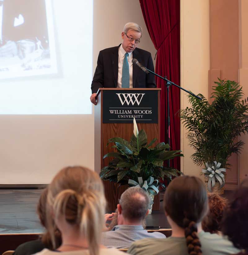 Jim Talent speaking at William Woods University